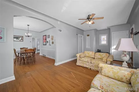 7337 Sharp Ave, Saint Louis, MO 63116 photo 16