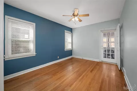 7337 Sharp Ave, Saint Louis, MO 63116 photo 5