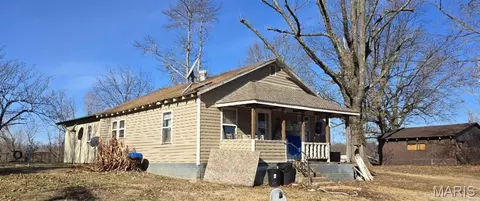 623 Thrower St, Dexter, MO 63841 photo 1