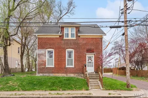 508 W C St, Belleville, IL 62220