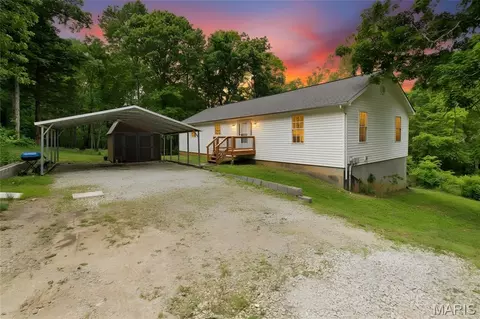 3416 Hodge Rd, De Soto, MO 63020
