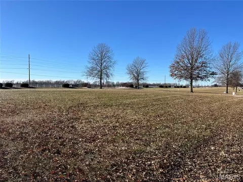 408 Westridge Dr, Troy, MO 63379