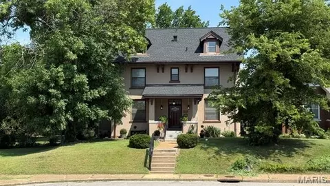6059 Clemens Ave, Saint Louis, MO 63112