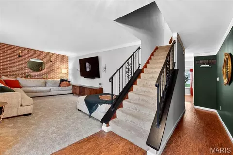 Entry Way - 693 Rustic Valley Dr, Ballwin, MO 63021 photo 1 of 2
