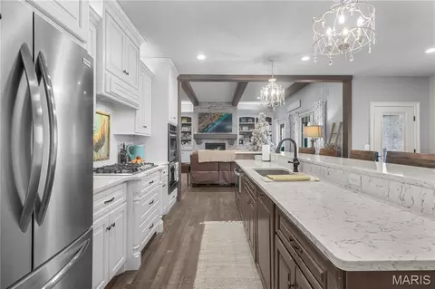 Kitchen - 571 Hydepark Dr, Jackson, MO 63755 photo 2 of 7