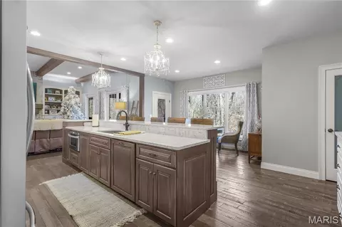 Kitchen - 571 Hydepark Dr, Jackson, MO 63755 photo 3 of 7