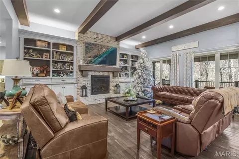 Living - 571 Hydepark Dr, Jackson, MO 63755 photo 3 of 3
