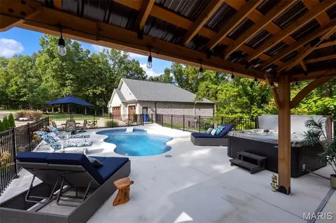 Exterior - 571 Hydepark Dr, Jackson, MO 63755 photo 20 of 23