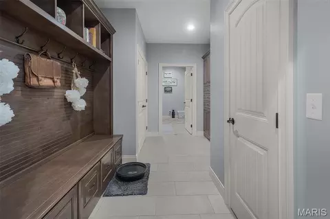 Entry Way - 571 Hydepark Dr, Jackson, MO 63755 photo 2 of 2