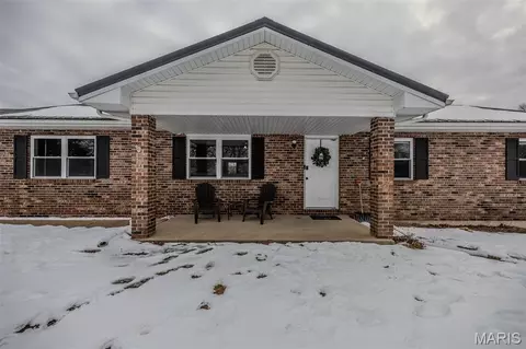 26184 Silver Ln, Waynesville, MO 65583