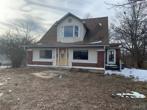Exterior - 325 Iris Ct, Saint Clair, MO 63077 photo 6 of 10