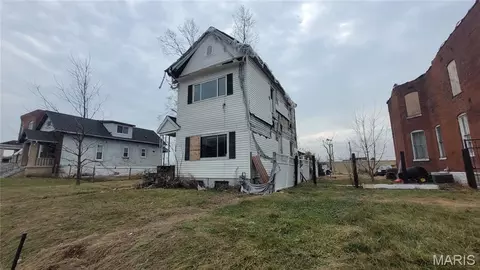 4482 San Francisco Ave, Saint Louis, MO 63115