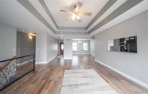 Entry Way - 622 Elk Run, Saint Clair, MO 63077 photo 2 of 5
