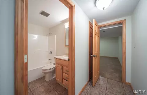 Bath - 622 Elk Run, Saint Clair, MO 63077 photo 5 of 5
