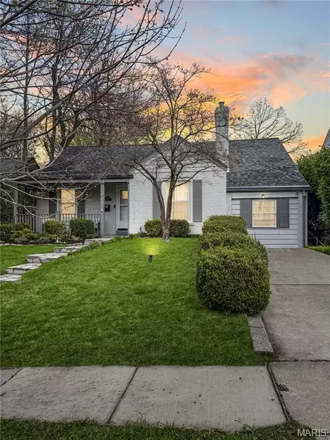 8671 Rosalie Ave, Saint Louis, MO 63144