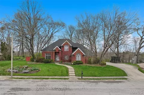 9 Hunters Pt, O'fallon, IL 62269