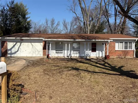 11428 Surf Side Dr, Spanish Lake, MO 63138