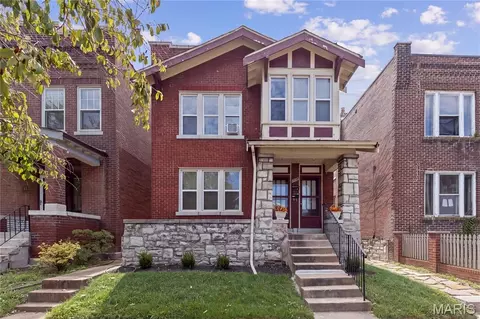 4936 Berthold Ave, Saint Louis, MO 63110