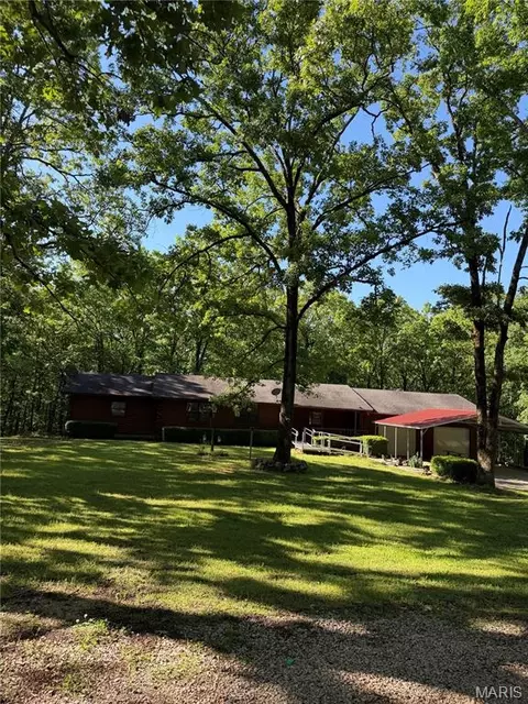 211 Whispering Hills Ln, Wappapello, MO 63966