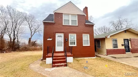 4218 Edgewood Blvd, Saint Louis, MO 63121