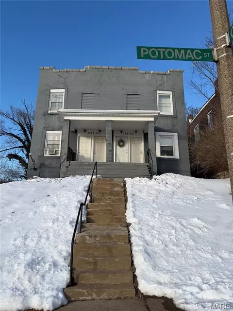 3853 Potomac St, Saint Louis, MO 63116