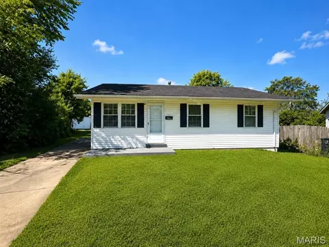 6005 Shillington Dr, Berkeley, MO 63134