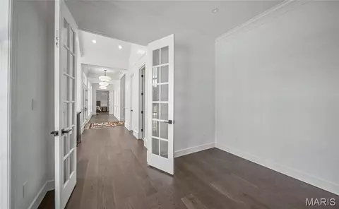 Entry Way - 604 Winchester Dr, Rolla, MO 65401 photo 7 of 13