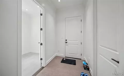 Entry Way - 604 Winchester Dr, Rolla, MO 65401 photo 11 of 13