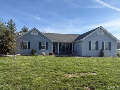 4301 Standing Rock Ct, Saint Charles, MO 63304