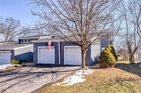 1015 Fairways Dr, Lake Saint Louis, MO 63367