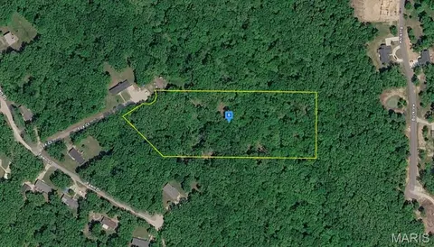 1616 Fox Ct, Festus, MO 63028