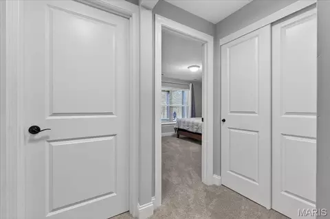 Entry Way - 5 Challenger Ct, O'fallon, MO 63366 photo 8 of 11