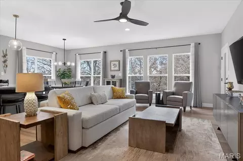Living - 5 Challenger Ct, O'fallon, MO 63366 photo 1 of 2