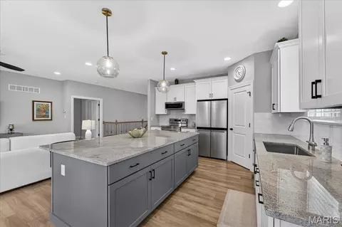 Kitchen - 5 Challenger Ct, O'fallon, MO 63366 photo 2 of 4