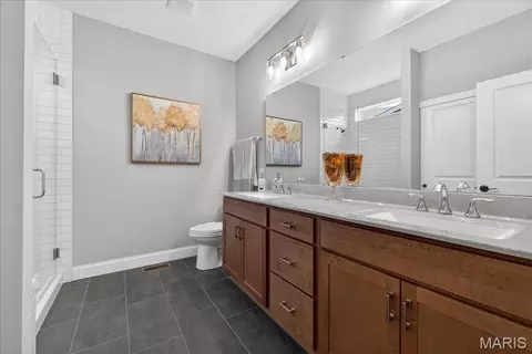 Bath - 5 Challenger Ct, O'fallon, MO 63366 photo 2 of 4