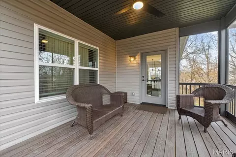 Exterior - 5 Challenger Ct, O'fallon, MO 63366 photo 8 of 10