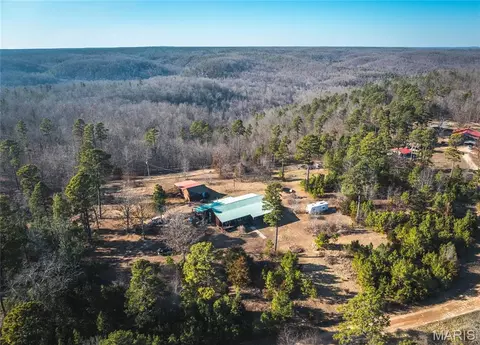 8090 Timberhill Rd, Hartshorn, MO 65479