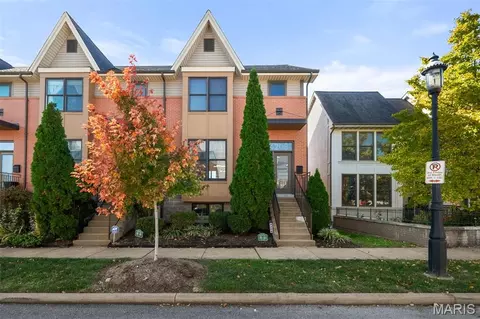 4208 Olive St #4208, Saint Louis, MO 63108