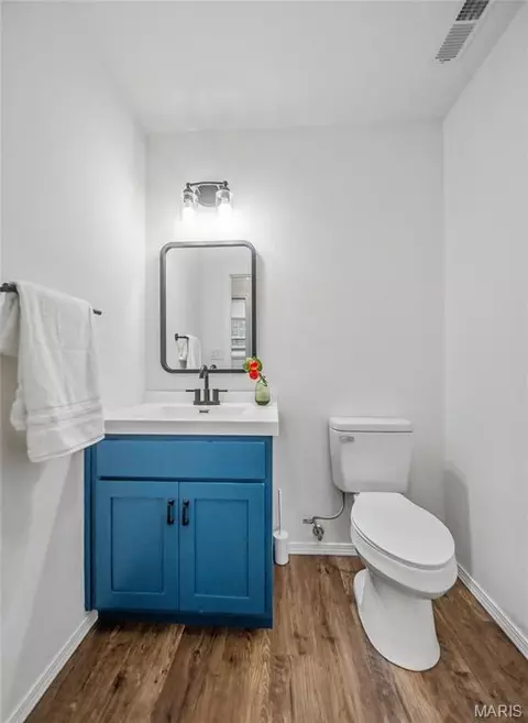 Bath - 622 Scottsvale Dr, Rolla, MO 65401 photo 6 of 6