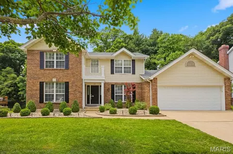 1635 Clayton Spur Ct, Ellisville, MO 63011