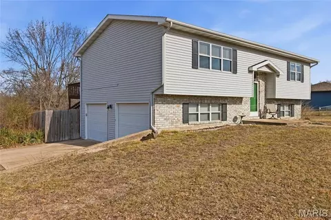 20440 Sweetwater Rd, Waynesville, MO 65583