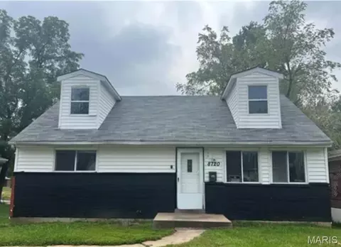 8720 Marcella Ave, Saint Louis, MO 63121