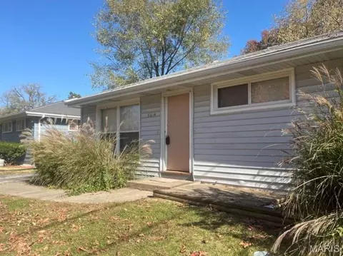 5614 Sanborn Dr, Saint Louis, MO 63121