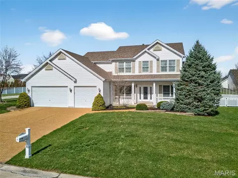 71 Harrisburg Ct, Saint Peters, MO 63376