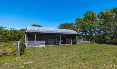 Exterior - 10975 Barnard Rd, Crocker, MO 65452 photo 7 of 7