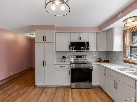 Kitchen - 747 Squaw Rd, Cuba, MO 65453 photo 3 of 3