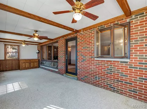 Exterior - 747 Squaw Rd, Cuba, MO 65453 photo 5 of 8