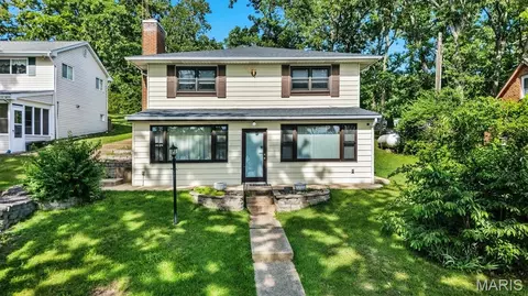 Exterior - 747 Squaw Rd, Cuba, MO 65453 photo 4 of 8