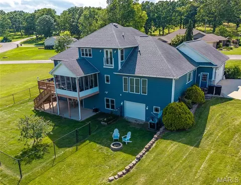 610 Oak Park Blvd, West Plains, MO 65775