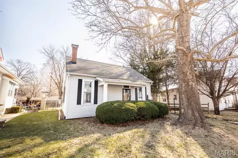 710 Lebanon Ave, Belleville, IL 62221